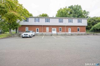 799 Foxon Road, East Haven, CT 06513
