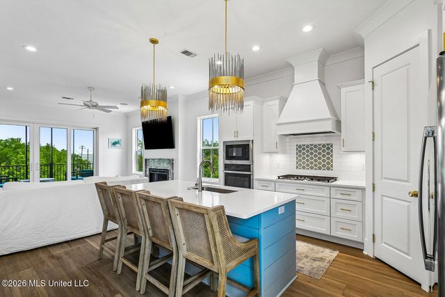 1526 Dunbar Avenue, Bay Saint Louis, MS 39520