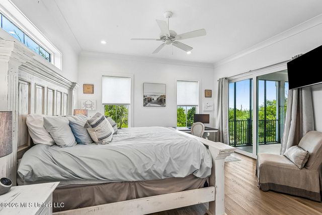 1526 Dunbar Avenue, Bay Saint Louis, MS 39520