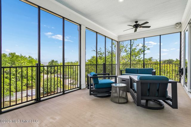 1526 Dunbar Avenue, Bay Saint Louis, MS 39520
