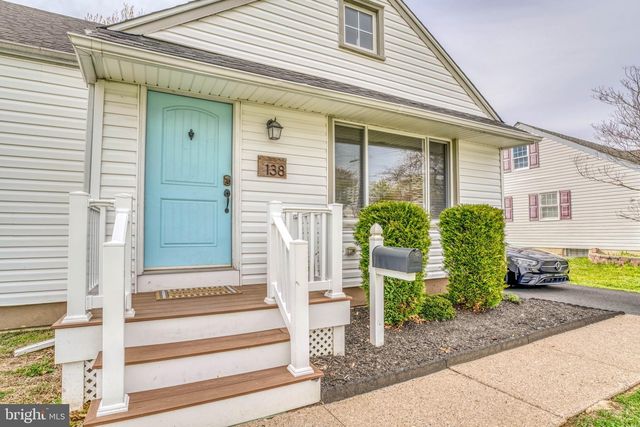 138 TRIMBLE BLVD, Brookhaven, PA 19015