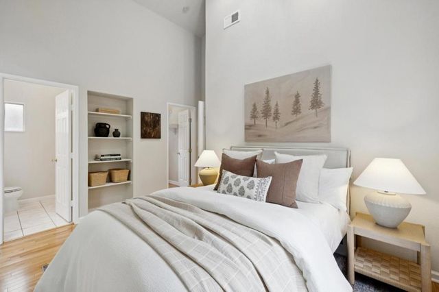 280 College Avenue, Mountain View, CA 94040