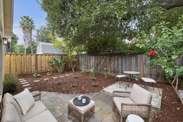280 College Avenue, Mountain View, CA 94040