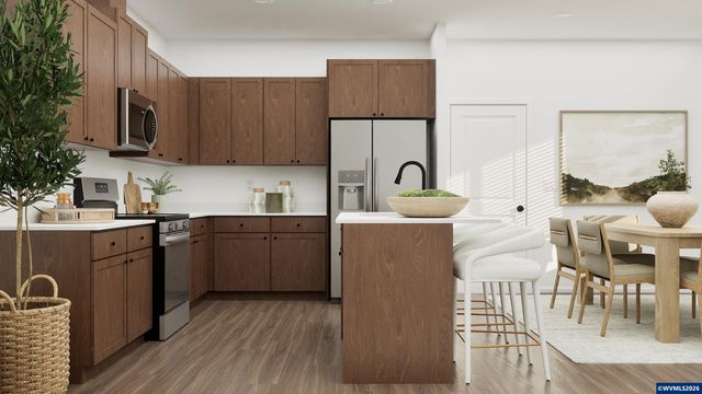 1014 Drake Ln, Woodburn, OR 97071