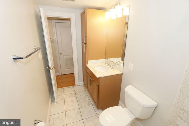 1901 LINCOLN RD NE #101, Washington, DC 20002