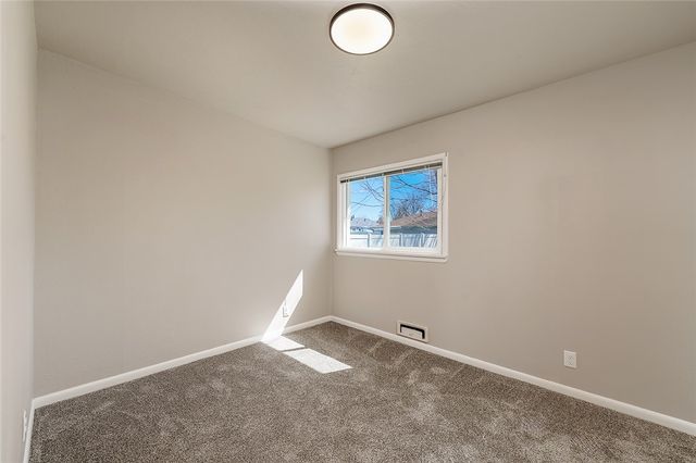 1211 Wunnicke Lane, Billings, MT 59102
