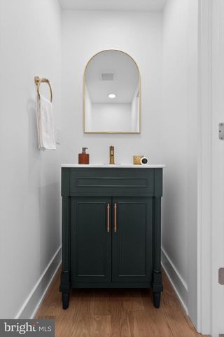 164-66 EAST ST, Philadelphia, PA 19127