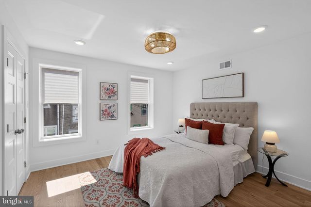 164-66 EAST ST, Philadelphia, PA 19127