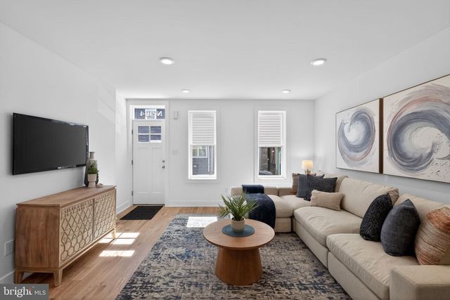 164-66 EAST ST, Philadelphia, PA 19127