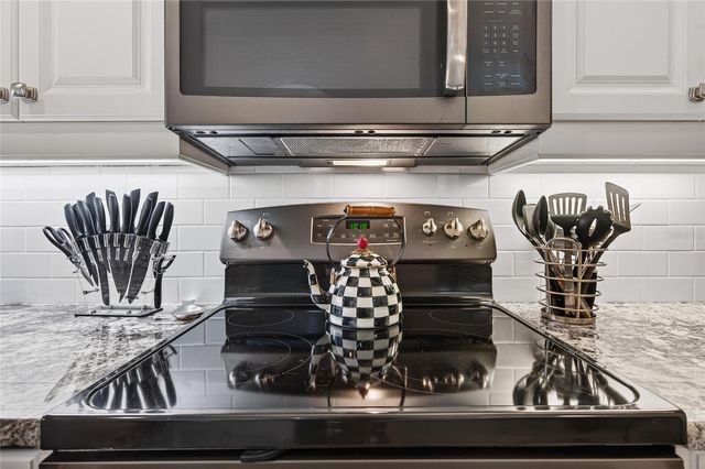 903 TARTAN DRIVE 26, Venice, FL 34293