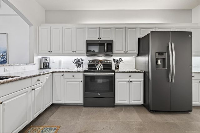 903 TARTAN DRIVE 26, Venice, FL 34293