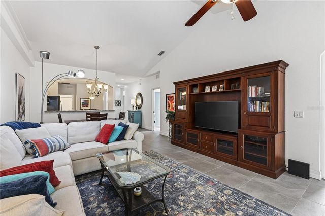 903 TARTAN DRIVE 26, Venice, FL 34293