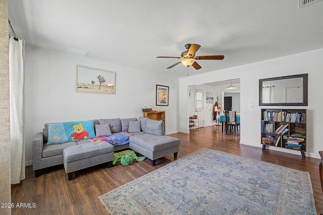 1220 E LAS PALMARITAS Drive, Phoenix, AZ 85020