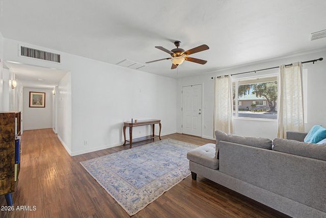 1220 E LAS PALMARITAS Drive, Phoenix, AZ 85020