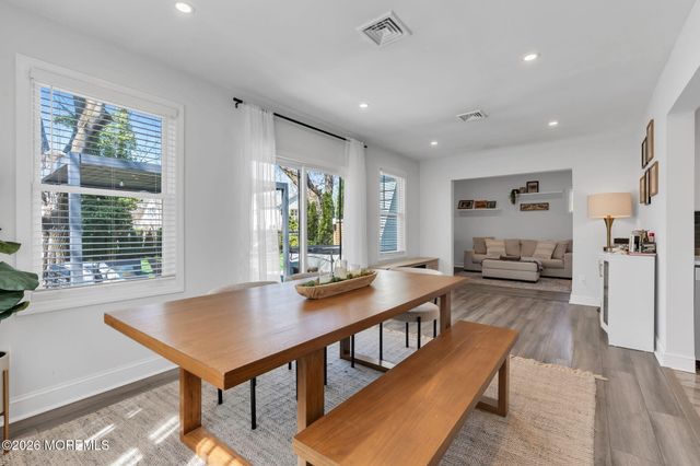 11 Borden Street, Shrewsbury Boro, NJ 07702