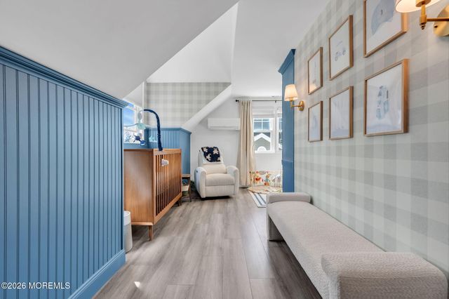 11 Borden Street, Shrewsbury Boro, NJ 07702