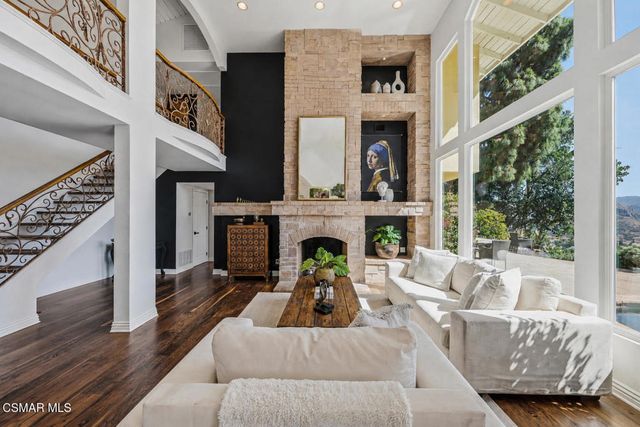 987 Brookview Avenue, Westlake Village, CA 91361