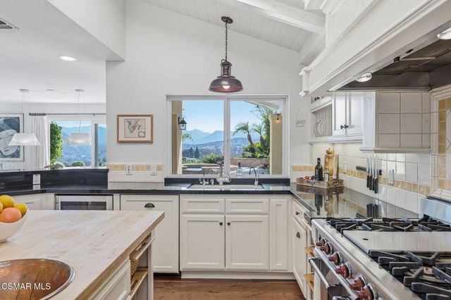 987 Brookview Avenue, Westlake Village, CA 91361