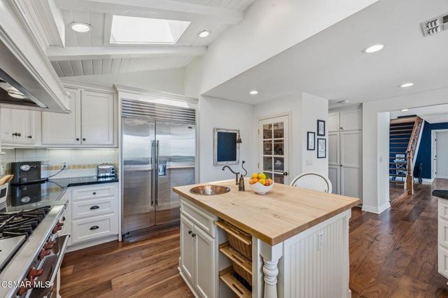 987 Brookview Avenue, Westlake Village, CA 91361