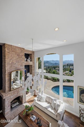 987 Brookview Avenue, Westlake Village, CA 91361