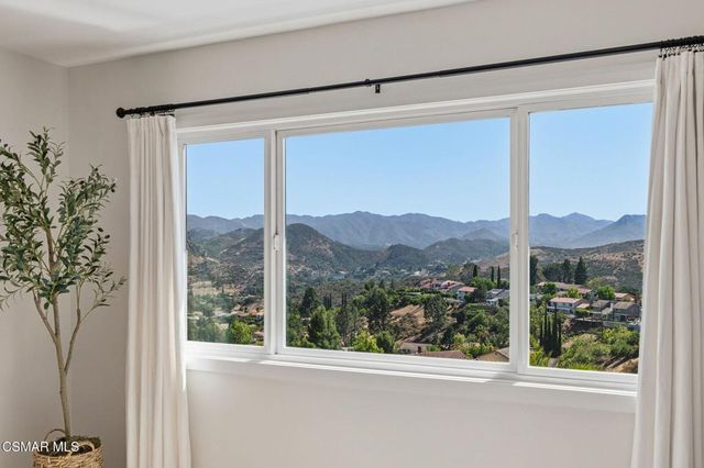 987 Brookview Avenue, Westlake Village, CA 91361