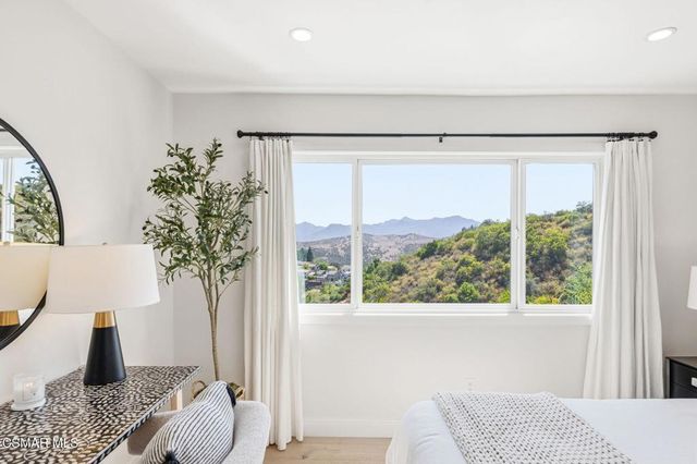 987 Brookview Avenue, Westlake Village, CA 91361