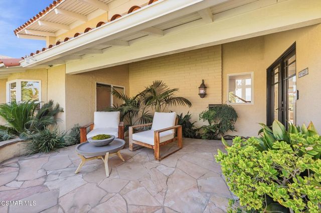 987 Brookview Avenue, Westlake Village, CA 91361