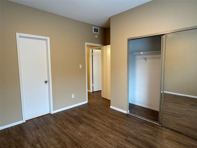 6500 Harbor Town Drive 3401, Houston, TX 77036