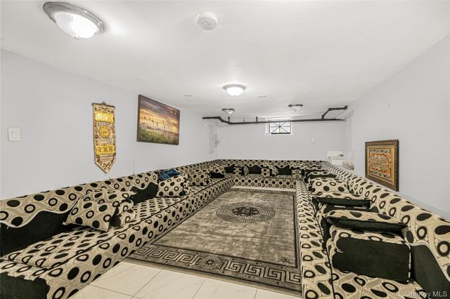 255 Pennsylvania Avenue, Mount Vernon, NY 10552