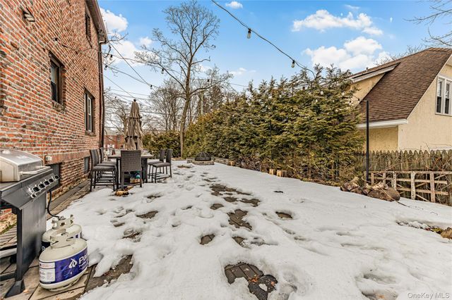 255 Pennsylvania Avenue, Mount Vernon, NY 10552