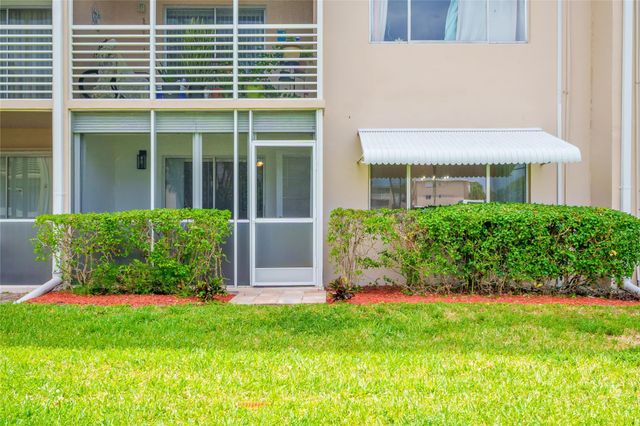 2856 Garden Dr 106, Lake Worth, FL 33461