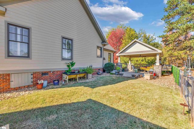 45 Verona Circle, Simpsonville, SC 29681