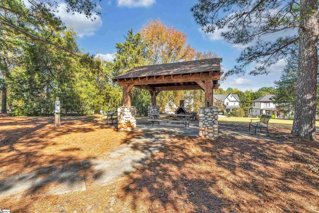 45 Verona Circle, Simpsonville, SC 29681