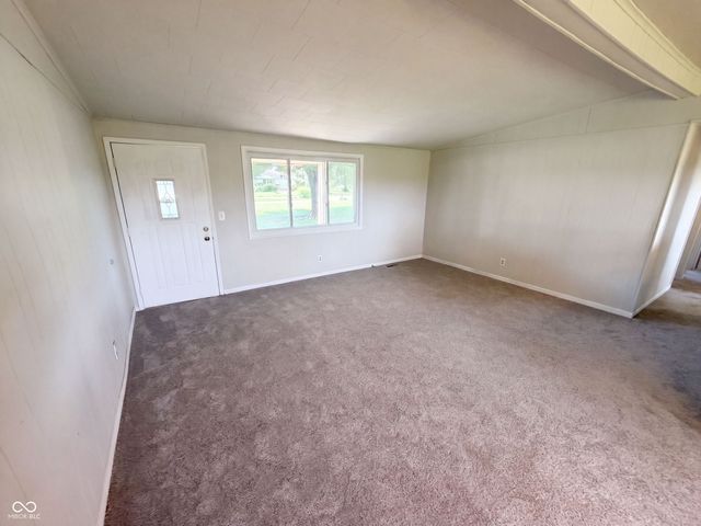 2584 E Phylbeck Avenue, Terre Haute, IN 47805
