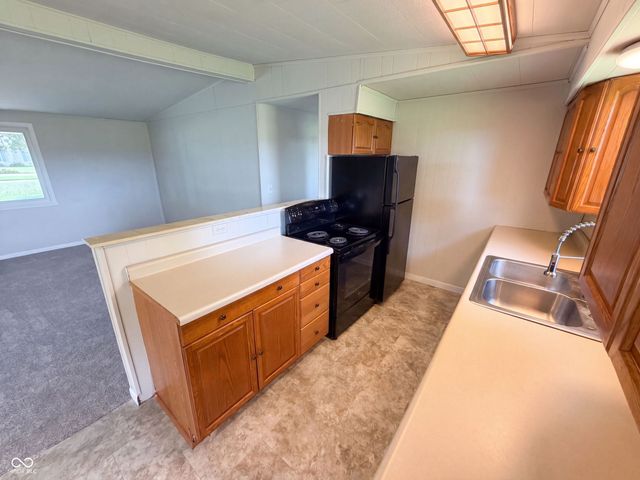 2584 E Phylbeck Avenue, Terre Haute, IN 47805