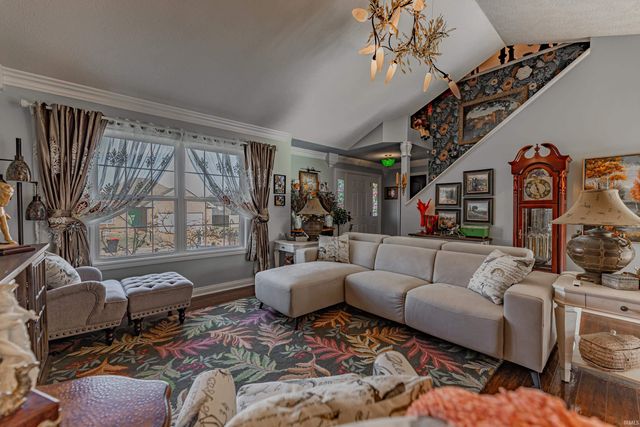 2525 Aruba Court, Evansville, IN 47725