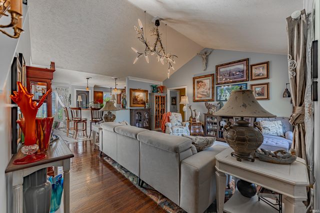 2525 Aruba Court, Evansville, IN 47725