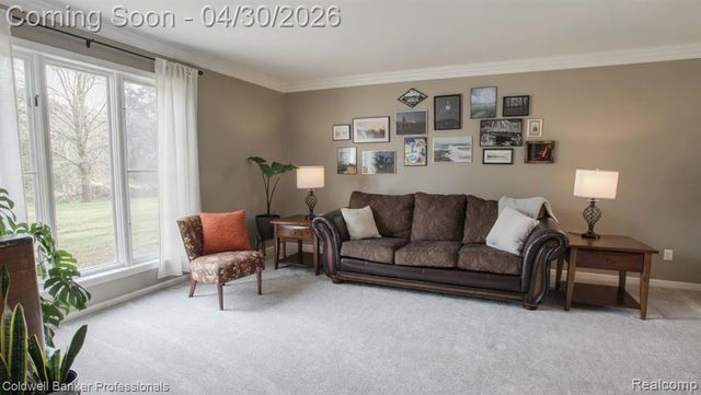1345 Kings Pointe Road, Grand Blanc, MI 48439