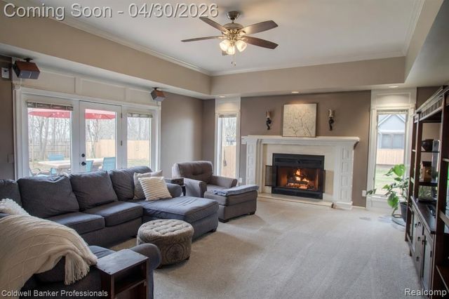1345 Kings Pointe Road, Grand Blanc, MI 48439