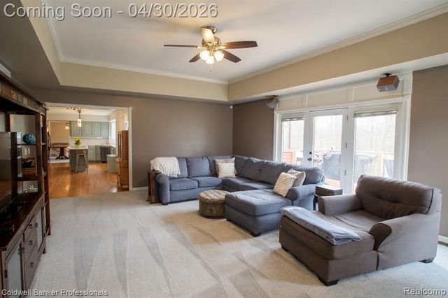1345 Kings Pointe Road, Grand Blanc, MI 48439