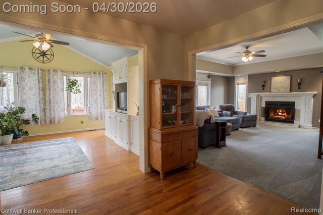 1345 Kings Pointe Road, Grand Blanc, MI 48439