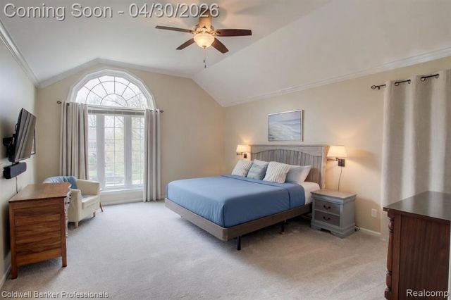 1345 Kings Pointe Road, Grand Blanc, MI 48439