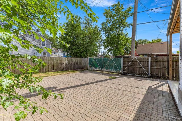 8889 Lane Street, Detroit, MI 48209