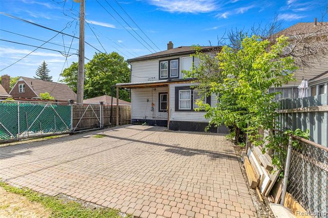 8889 Lane Street, Detroit, MI 48209