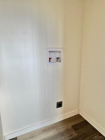 219 S Nine Mile Road, Midland, MI 48640