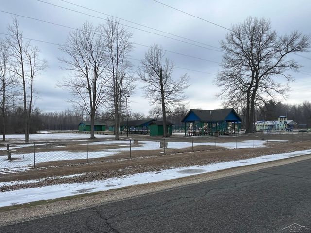 219 S Nine Mile Road, Midland, MI 48640