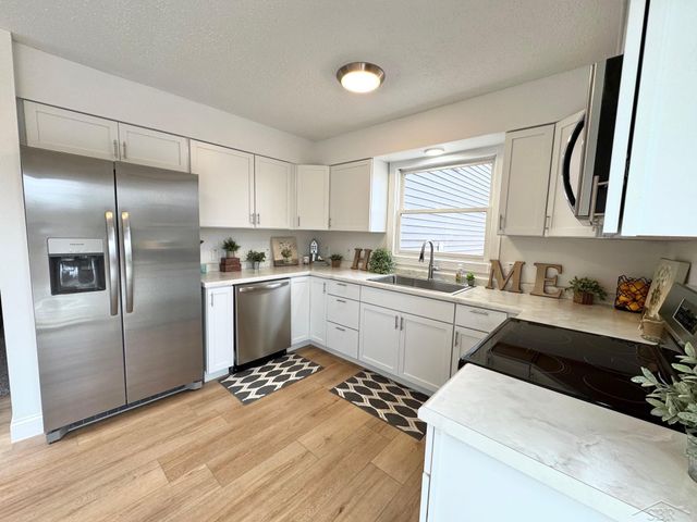 219 S Nine Mile Road, Midland, MI 48640