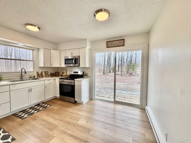 219 S Nine Mile Road, Midland, MI 48640