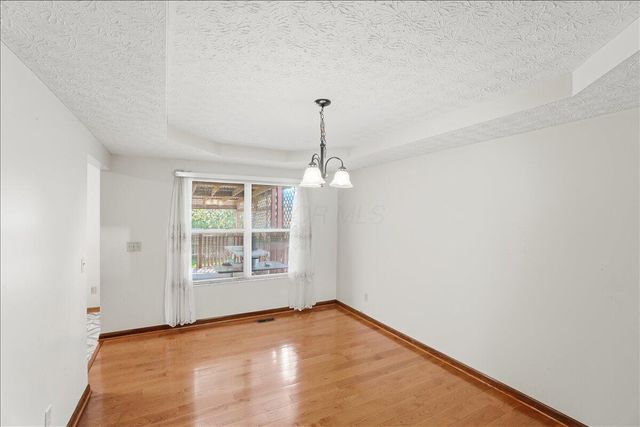 5521 Mirage Drive, Hilliard, OH 43026