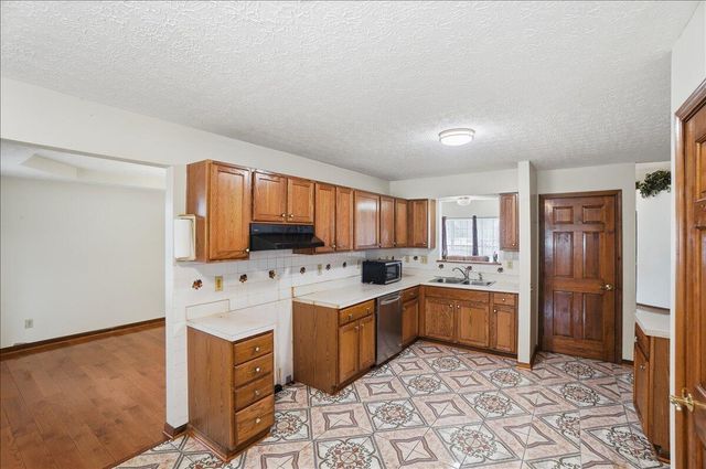 5521 Mirage Drive, Hilliard, OH 43026